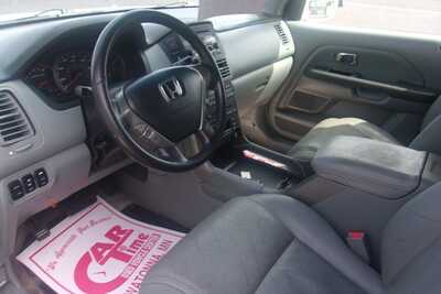 2005 Honda Pilot, $6349.0. Photo 8