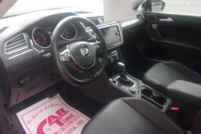 2018 Volkswagen Tiguan, $13349.0. Photo 10