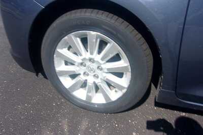 2013 Toyota Sienna, $10349.0. Photo 5
