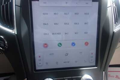 2022 Ford Edge, $18349.0. Photo 10