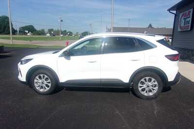2024 Ford Escape, $17349.0. Photo 1