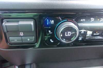 2022 Chevrolet Silverado 1500, $32349.0. Photo 10