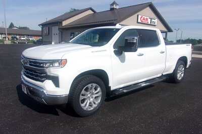 2024 Chevrolet 1500 Crew Cab, $35349.0. Photo 2