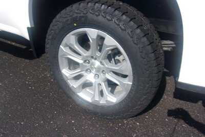 2024 Chevrolet 1500 Crew Cab, $35349.0. Photo 5