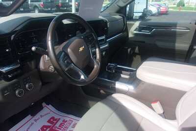 2024 Chevrolet 1500 Crew Cab, $35349.0. Photo 6