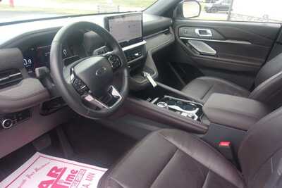 2025 Ford Explorer, $40349.0. Photo 7