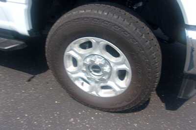 2025 Ford F250 Crew Cab, $60345.0. Photo 4