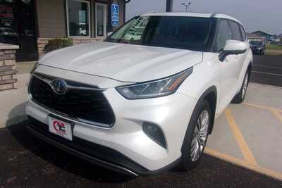 2023 Toyota Highlander, $33349.0. Photo 3