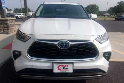 2023 Toyota Highlander, $33349.0. Photo 4