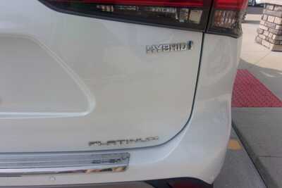 2023 Toyota Highlander, $33349.0. Photo 7
