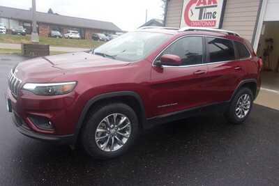 2021 Jeep Cherokee, $19349.0. Photo 2