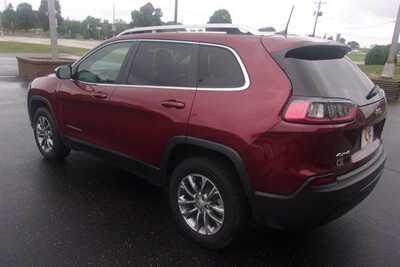 2021 Jeep Cherokee, $19349.0. Photo 5