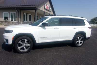 2023 Jeep Grand Cherokee L, $26349.0. Photo 1