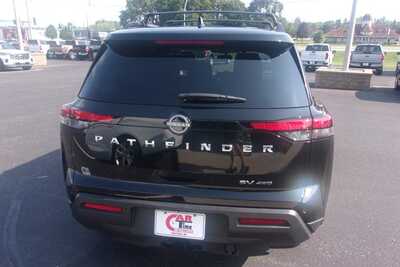 2024 Nissan Pathfinder, $23349.0. Photo 4