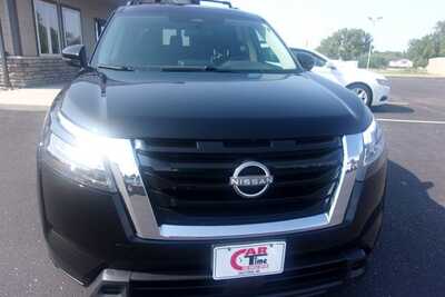 2024 Nissan Pathfinder, $23349.0. Photo 6