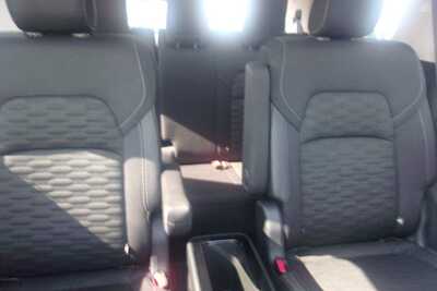 2024 Nissan Pathfinder, $23349.0. Photo 9