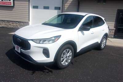 2023 Ford Escape, $15349.0. Photo 2