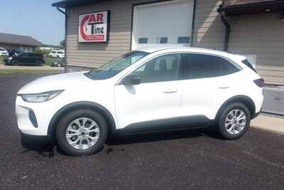 2023 Ford Escape, $15349.0. Photo 1
