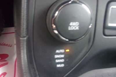2017 Jeep Renegade, $14349.0. Photo 11