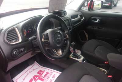 2017 Jeep Renegade, $14349.0. Photo 9
