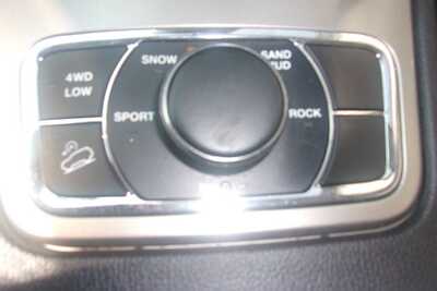 2012 Jeep Grand Cherokee, $10349.0. Photo 7
