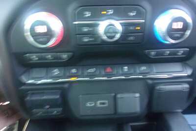 2020 GMC 1500 Crew Cab, $27349.0. Photo 10