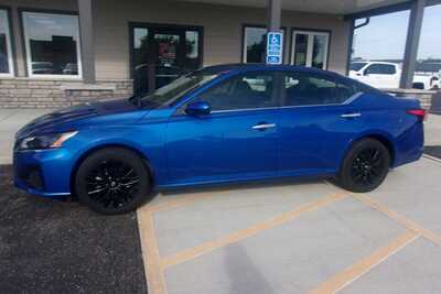 2025 Nissan Altima, $20349.0. Photo 2