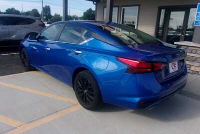 2025 Nissan Altima, $20349.0. Photo 5