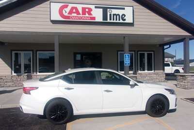 2025 Nissan Altima, $20349.0. Photo 1