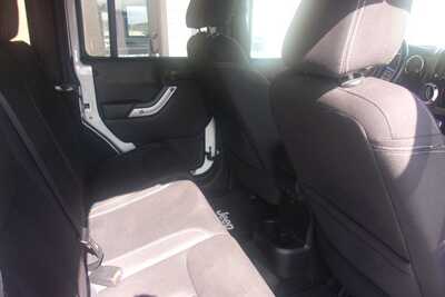 2013 Jeep Wrangler Unlimited, $12349.0. Photo 7