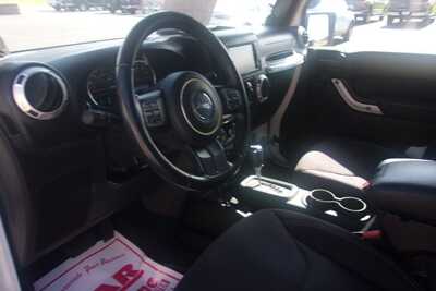 2013 Jeep Wrangler Unlimited, $12349.0. Photo 8