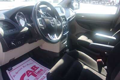2018 Dodge Caravan, Grand, $22349.0. Photo 10