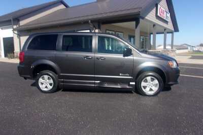 2018 Dodge Caravan, Grand, $22349.0. Photo 1