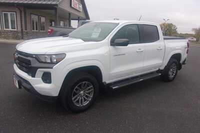 2024 Chevrolet Colorado Crew Cab, $27349.0. Photo 2