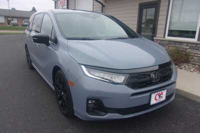 2025 Honda Odyssey, $33349.0. Photo 3