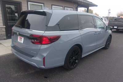 2025 Honda Odyssey, $33349.0. Photo 4