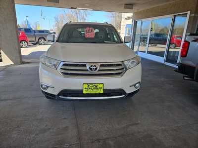 2013 Toyota Highlander, $8950. Photo 2