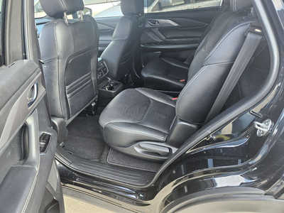2020 Mazda CX-9, $13900. Photo 9