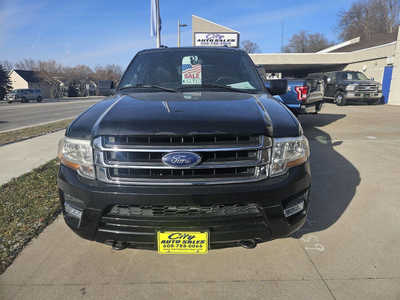 2015 Ford Expedition EL, $10950. Photo 2