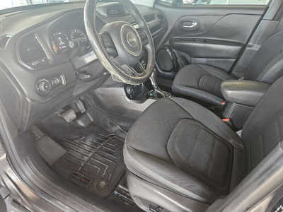 2016 Jeep Renegade, $9650. Photo 6