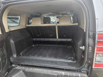 2007 Hummer H3, $8750. Photo 7