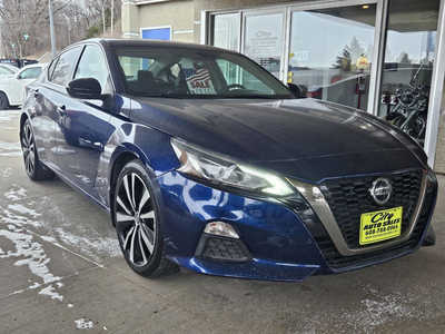 2020 Nissan Altima, $13750. Photo 2