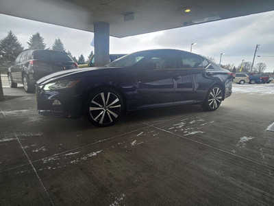 2020 Nissan Altima, $13750. Photo 3