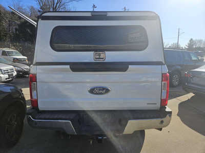 2019 Ford F350 Crew Cab, $21750. Photo 9