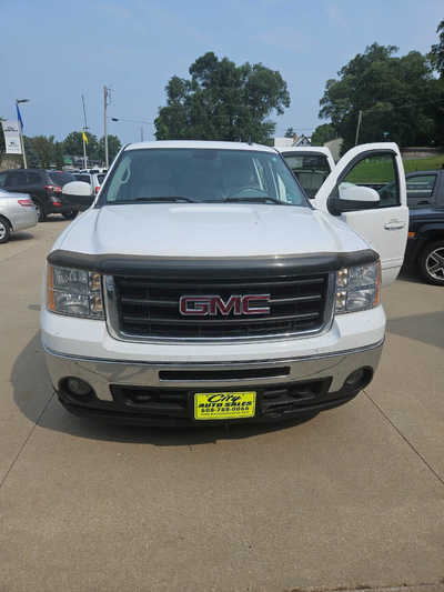 2011 GMC 1500 Crew Cab, $5950. Photo 2