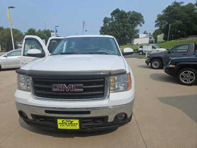 2011 GMC 1500 Crew Cab, $5950. Photo 6