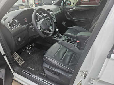 2022 Volkswagen Tiguan, $29750. Photo 5