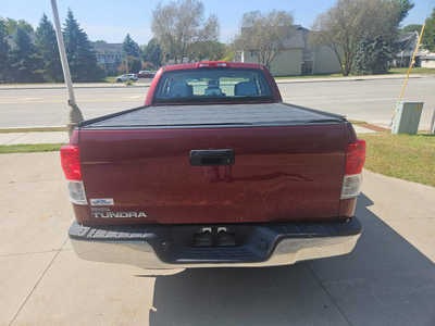 2010 Toyota Tundra Crew Cab, $10950. Photo 4