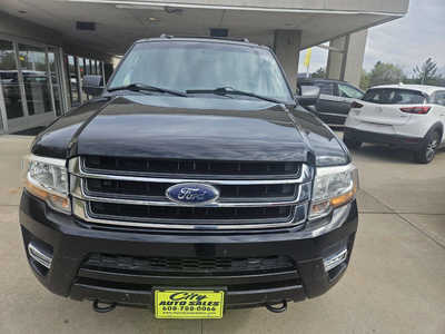 2016 Ford Expedition, $11450. Photo 2