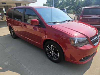 2016 Dodge Caravan, Grand, $4950. Photo 1